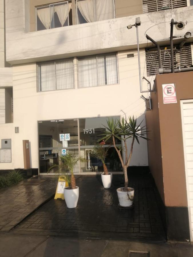 Departamento Estudio Full Equipado Wifi Cerca A Todo Lima Appartement Buitenkant foto